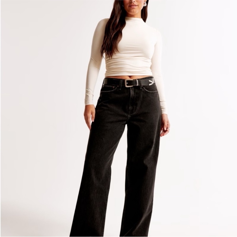 ABERCROMBIE & FITCH THE SLOUCHY BLACK JEAN CURVE LOVE MID RISE